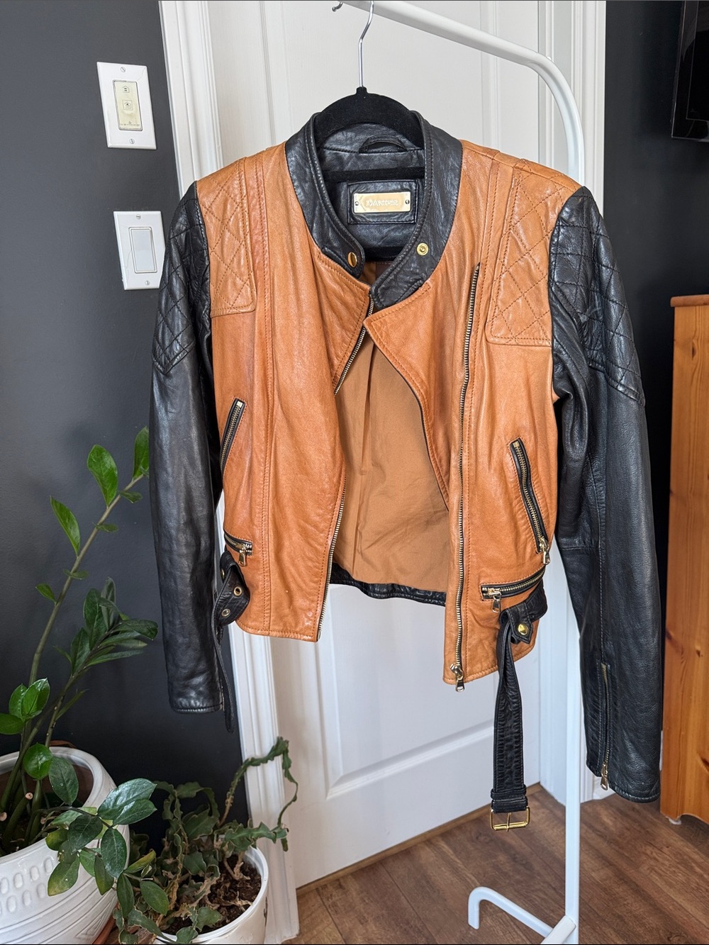 Daniel Two-Tone Leather Biker Jacket - Tan & Black